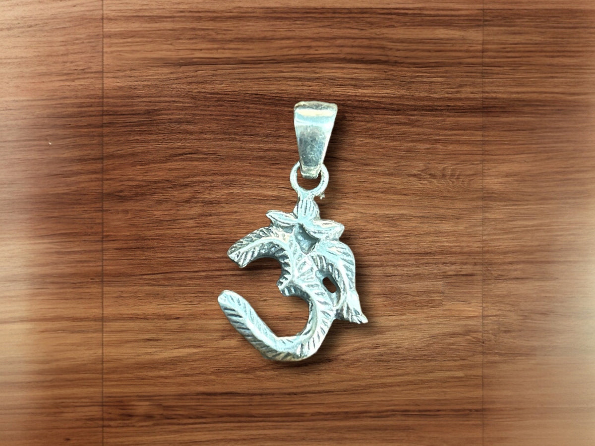 Sterling Silver OM Pendant Necklace, Handmade Yoga Spiritual Jewelry, Meditation Charm Gift, Hindu Aum Symbol Necklace for Him/Her