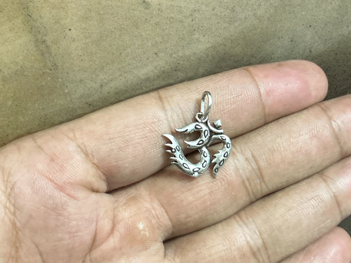 Sterling Silver Om Pendant Necklace, 925 Handmade Spiritual Jewelry, Meditation Symbol Gift, Hindu Yoga Charm, Peaceful Minimalist Necklace