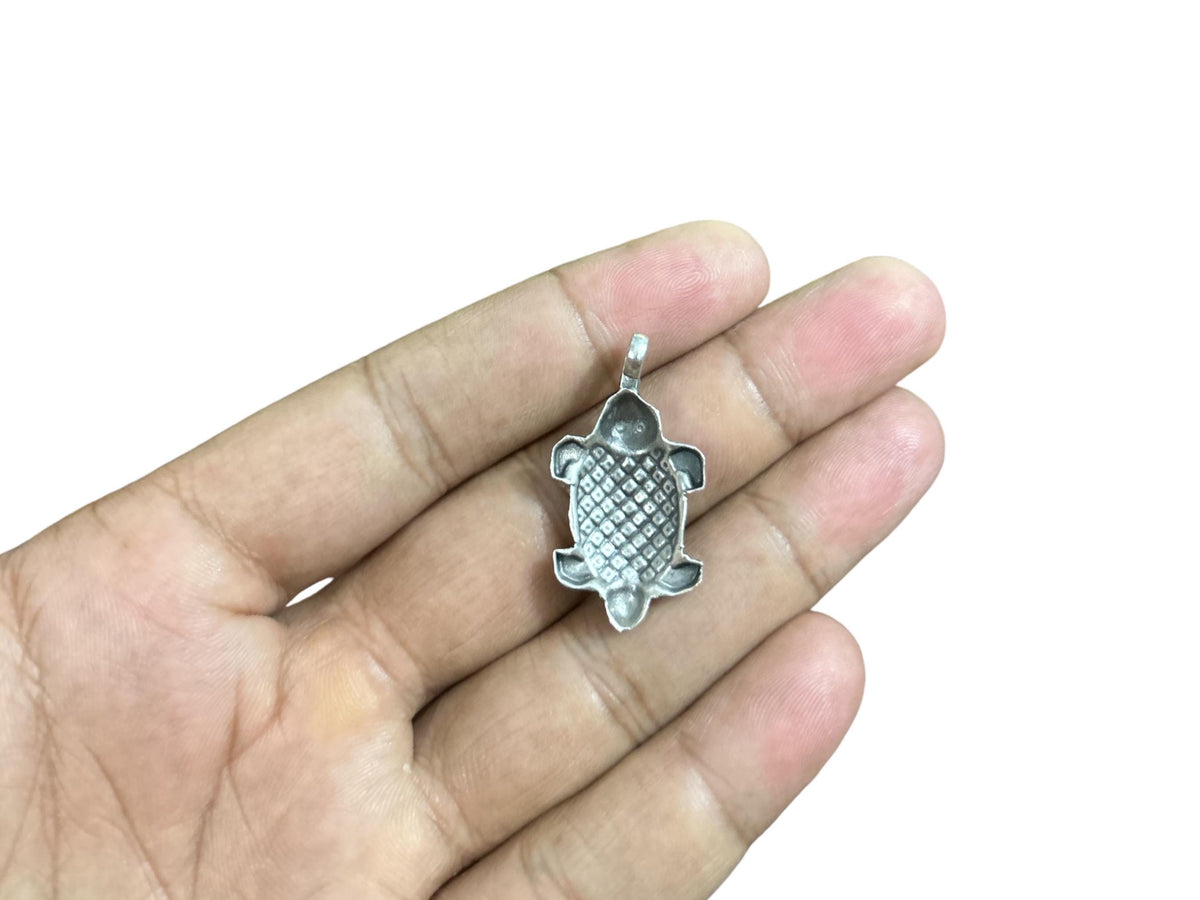 925 Sterling Silver Oxidized Turtle Pendant Necklace, Handmade Turtle Charm, Sea Animal Jewelry Gift (SR12)
