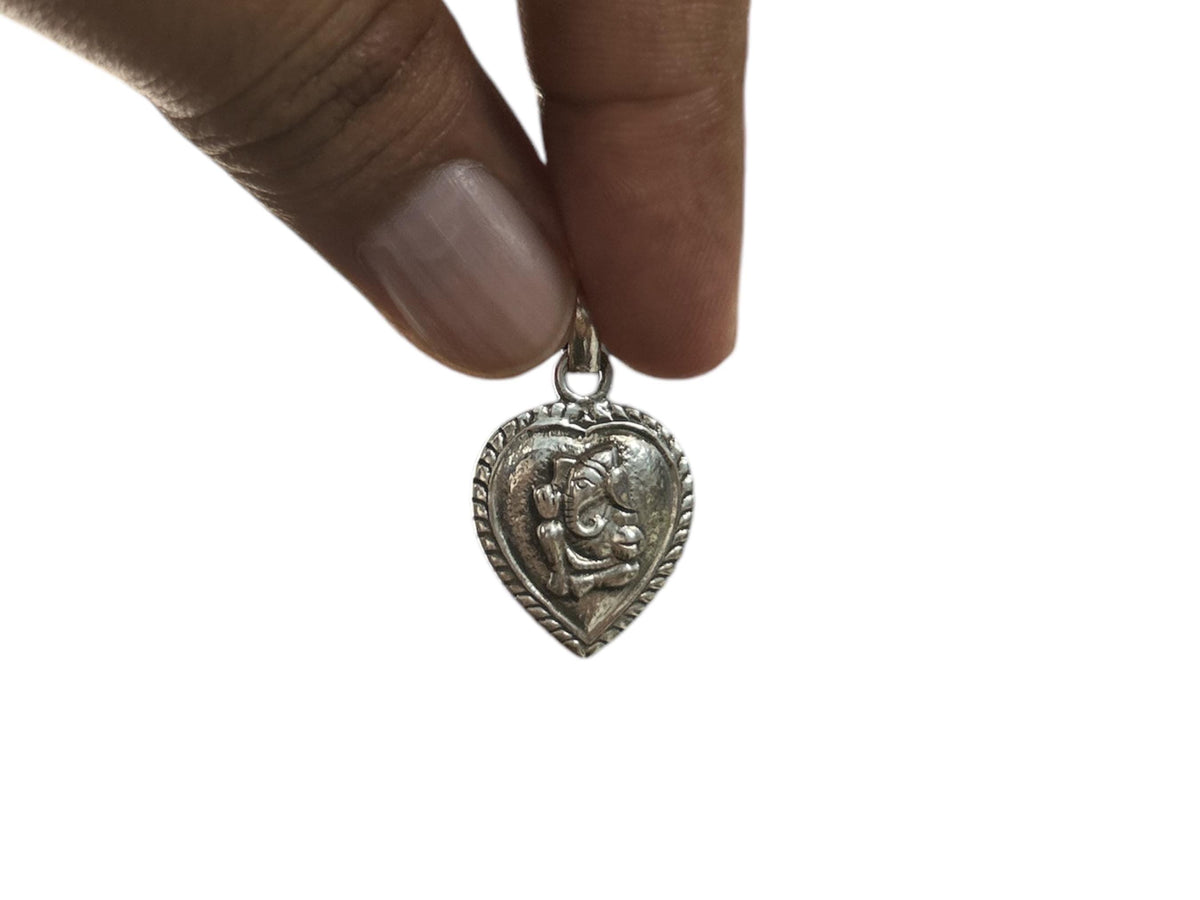 925 Sterling Silver Ganesha Pendant Necklace, Handmade Hindu God Jewelry, Ganesh Charm Spiritual Gift for Devotees & Loved Ones (SR73)