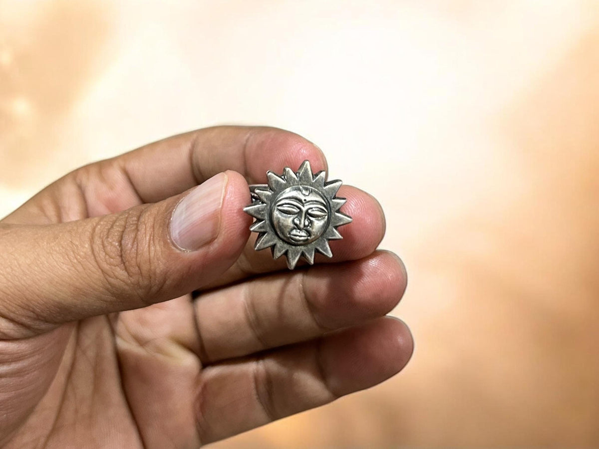 Vintage Sun Face Ring 925 Sterling Silver Adjustable Tribal Celestial Jewelry, SR 151
