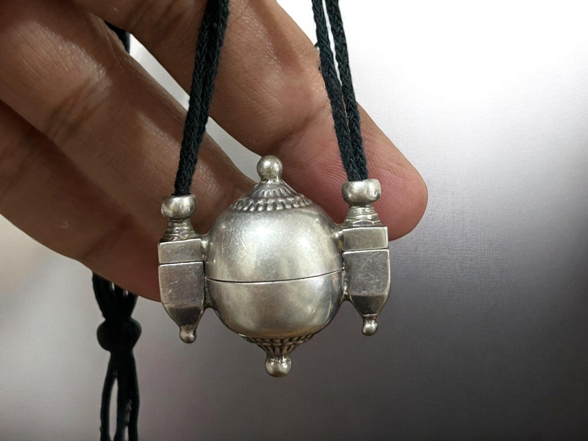 Shiva Lingam Box Necklace Vintage Tribal Silver Antique Pendant South Indian Ethnic Jewelry, SR146