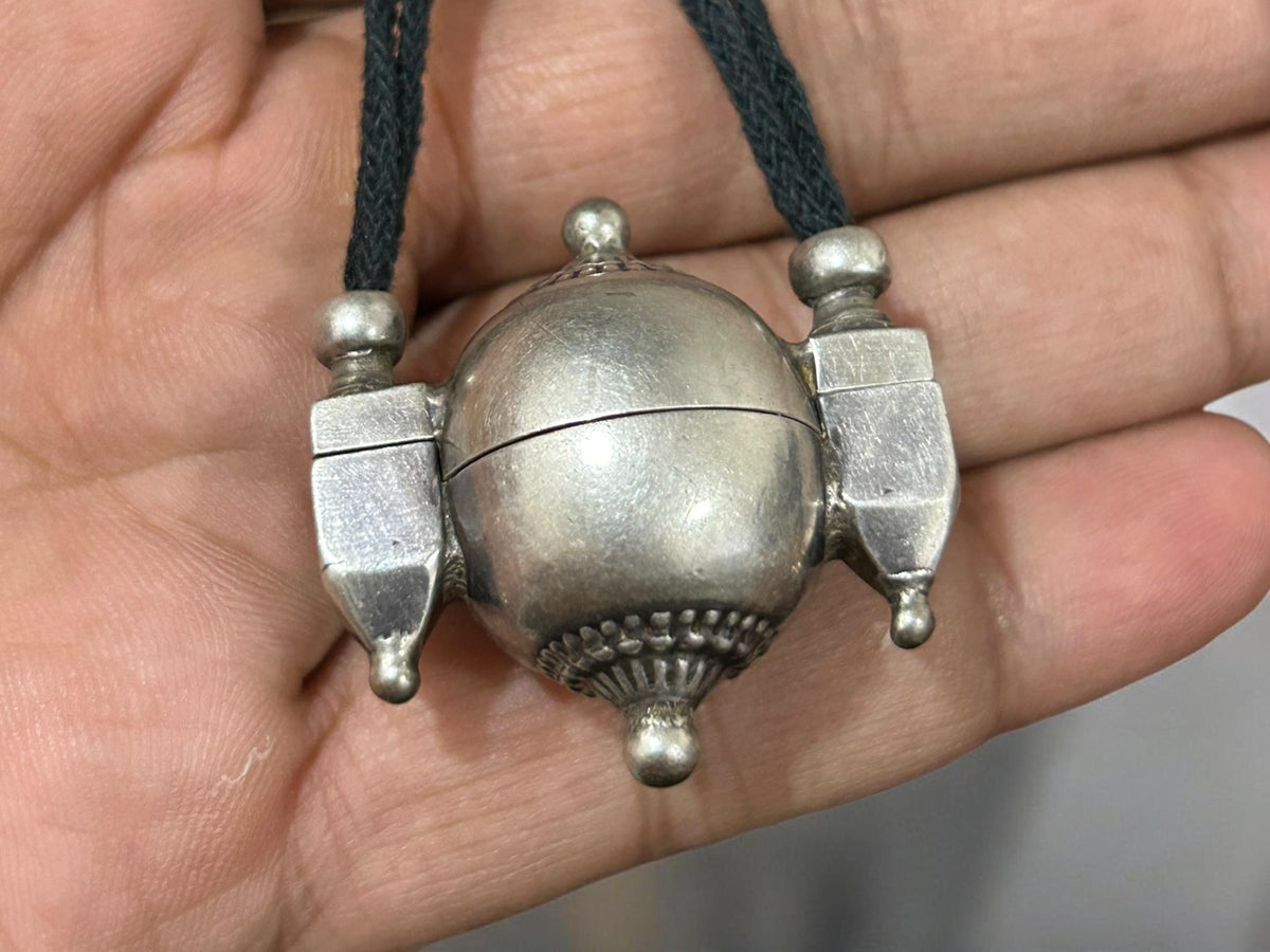 Shiva Lingam Box Necklace Vintage Tribal Silver Antique Pendant South Indian Ethnic Jewelry, SR146