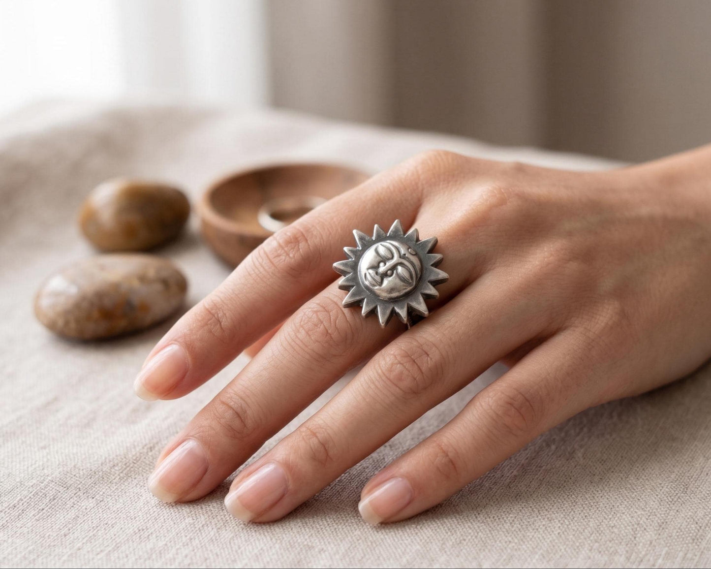 Vintage Sun Face Ring 925 Sterling Silver Adjustable Tribal Celestial Jewelry, SR 151