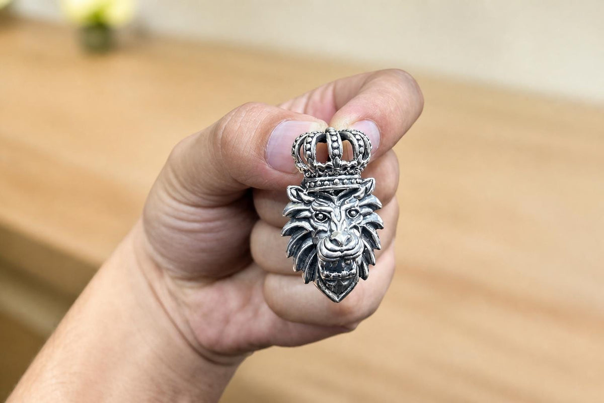 925 Sterling Silver Lion Pendant  Oxidized Vintage Crowned Lion Head  Bold Statement Animal Jewelry Pendant  King Lion  Gift for Him